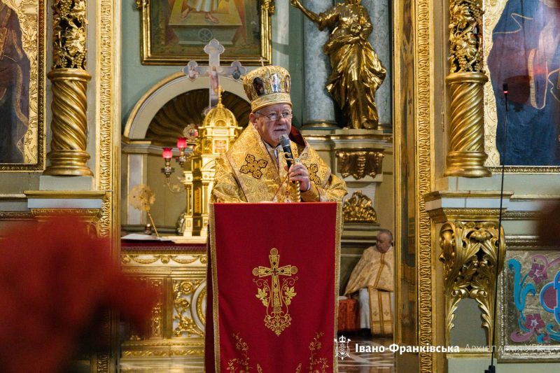«Вірмо в Бога і Україну, а Господь захистить нас», — Владика Володимир Війтишин у першу неділю Великого посту «Вірмо в Бога і Україну, а Господь захистить нас», — Владика Володимир Війтишин у першу неділю Великого посту