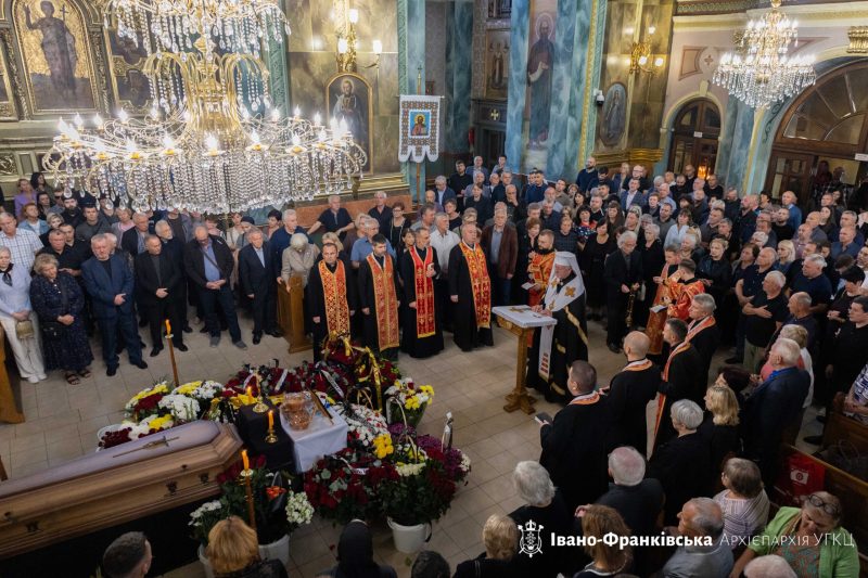 Митрополит Володимир очолив парастас за Віктором Анушкевичусом Митрополит Володимир очолив парастас за Віктором Анушкевичусом