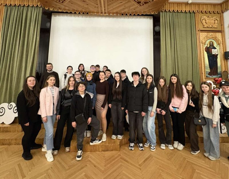 В Івано-Франківську відбулися реколекції для учасників спільнот «Українська молодь — Христові» В Івано-Франківську відбулися реколекції для учасників спільнот «Українська молодь — Христові»